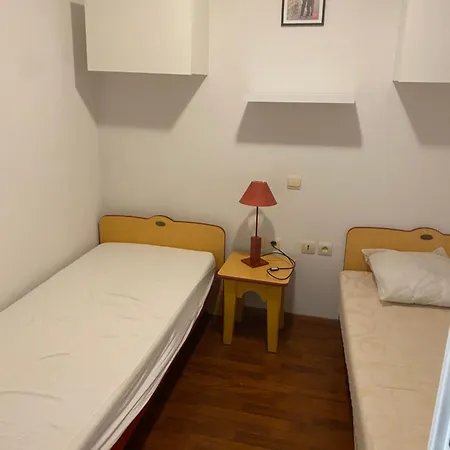 Maisonnette Avec Terrasse Village Vacances, Draps En Option Holiday park