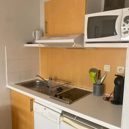 Maisonnette Avec Terrasse Village Vacances, Draps En Option